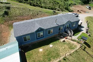 9924 N Myrtle Rd, Myrtle Creek, OR 97457 - Photo 30