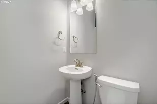 2401 S Brookside Pl, Ridgefield, WA 98642 - Photo 14