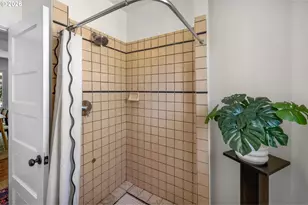 7316 N Kerby Ave, Portland, OR 97217 - Photo 20
