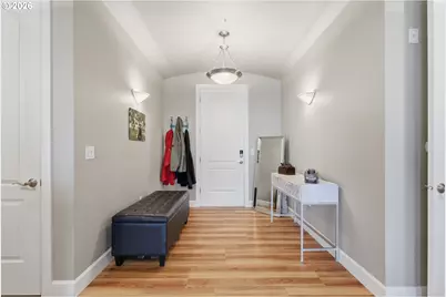 707 N Hayden Island Dr #413, Portland, OR 97217 - Photo 2