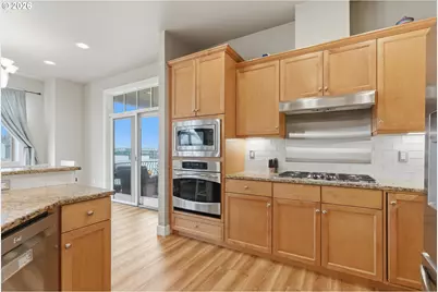707 N Hayden Island Dr #413, Portland, OR 97217 - Photo 18