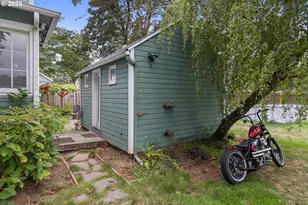 15745 SE McKinley Ave, Clackamas, OR 97015 - Photo 34