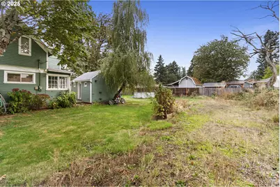 15745 SE McKinley Ave, Clackamas, OR 97015 - Photo 36