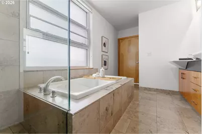 1133 NW 11th Ave #701, Portland, OR 97209 - Photo 24