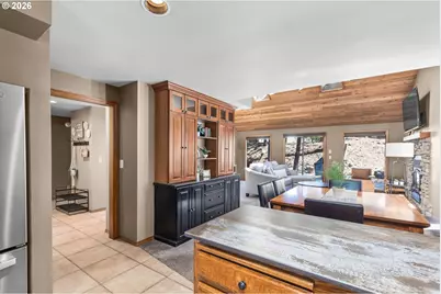 57308 Red Fir Ln, Sunriver, OR 97707 - Photo 6