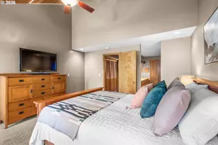 57308 Red Fir Ln, Sunriver, OR 97707 - Photo 20