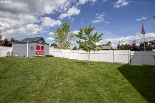 11002 Kristin Way, Island City, OR 97850 - Photo 18