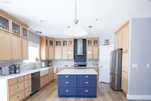 11002 Kristin Way, Island City, OR 97850 - Photo 2