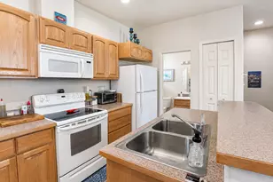 179 Laurel St, Florence, OR 97439 - Photo 12