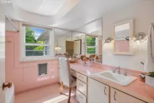 3385 SW Vista Dr, Portland, OR 97225 - Photo 28