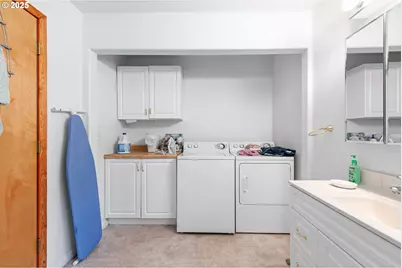 78544 Rat Creek Rd, Cottage Grove, OR 97424 - Photo 32