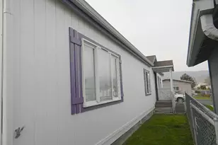 950 Pomona St, The Dalles, OR 97058 - Photo 2