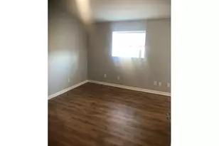 725 NE Denver St, Roseburg, OR 97470 - Photo 18