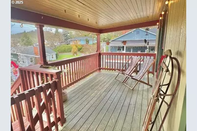 725 NE Denver St, Roseburg, OR 97470 - Photo 4