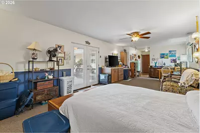 1883 SE Rosebrier Ct, Milwaukie, OR 97267 - Photo 16