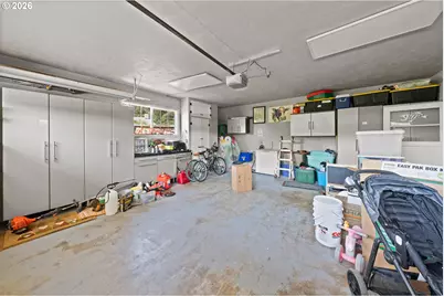 2025 NW Kline St, Roseburg, OR 97471 - Photo 38