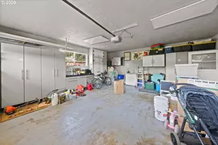 2025 NW Kline St, Roseburg, OR 97471 - Photo 38