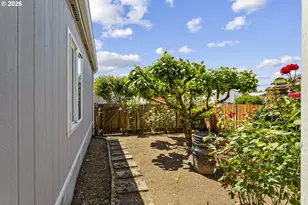 1000 S McKern Ct, Newberg, OR 97132 - Photo 40