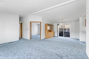 1000 S McKern Ct, Newberg, OR 97132 - Photo 4