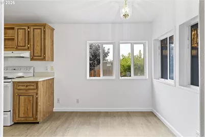 1000 S McKern Ct #52, Newberg, OR 97132 - Photo 16