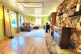 328 E fifth Ave, Sutherlin, OR 97479 - Photo 6
