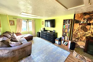 328 E fifth Ave, Sutherlin, OR 97479 - Photo 8