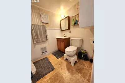 328 E Fifth Ave, Sutherlin, OR 97479 - Photo 20