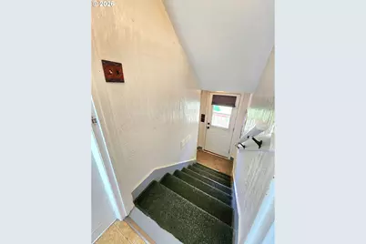 328 E Fifth Ave, Sutherlin, OR 97479 - Photo 24