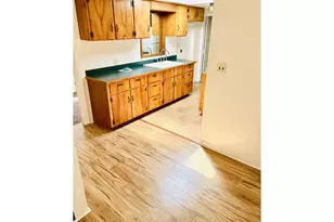 328 E fifth Ave, Sutherlin, OR 97479 - Photo 2