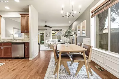 1749 SE Marion St, Portland, OR 97202 - Photo 6