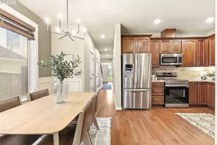 1749 SE Marion St, Portland, OR 97202 - Photo 8