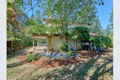 940 SW Main Ave, Mill City, OR 97360 - Photo 34