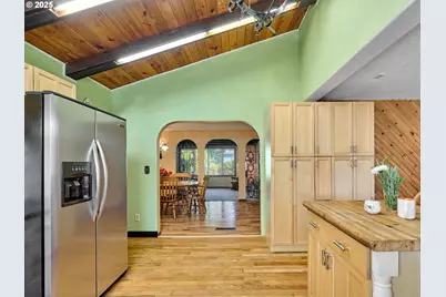 940 SW Main Ave, Mill City, OR 97360 - Photo 10