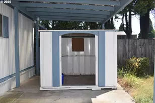 1800 Lakewood Ct, Eugene, OR 97402 - Photo 20