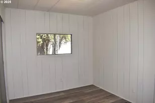 1800 Lakewood Ct, Eugene, OR 97402 - Photo 16