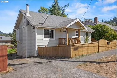 540 E 11th St, Coquille, OR 97423 - Photo 1