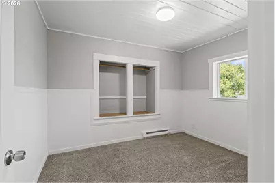 540 E 11th St, Coquille, OR 97423 - Photo 20
