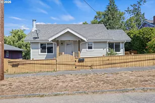 540 E 11th St, Coquille, OR 97423 - Photo 34