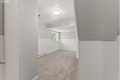 540 E 11th St, Coquille, OR 97423 - Photo 16