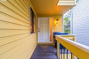 3817 Colony Oaks Dr, Eugene, OR 97405 - Photo 2