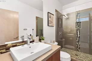 2626 SE 16th Ave, Portland, OR 97202 - Photo 8