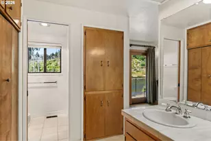 91050 Leashore Dr, Vida, OR 97488 - Photo 32