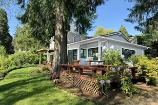 91050 Leashore Dr, Vida, OR 97488 - Photo 2