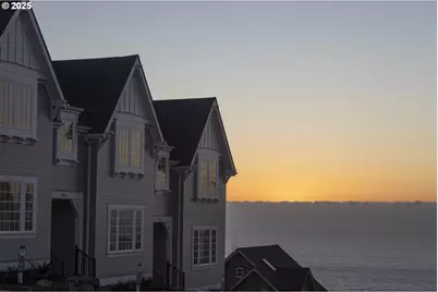 1128 NE Seascape Ave, Depoe Bay, OR 97341 - Photo 2