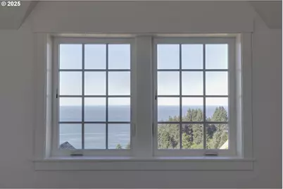 1128 NE Seascape Ave, Depoe Bay, OR 97341 - Photo 24