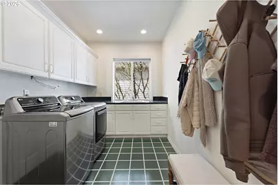 1546 NW Benfield Dr, Portland, OR 97229 - Photo 20