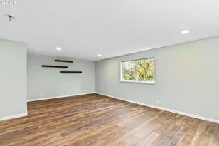 27862 Green Oaks Dr, Eugene, OR 97402 - Photo 14