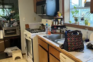 211 Oak St, Amity, OR 97101 - Photo 6