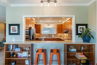 5417 S View Point Ter, Portland, OR 97239 - Photo 12