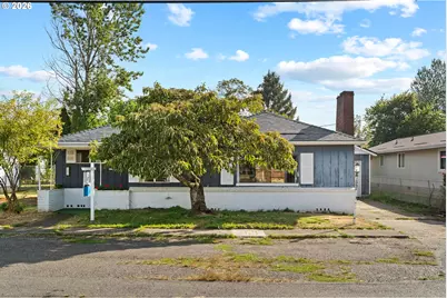 354 N 17th St, Saint Helens, OR 97051 - Photo 2